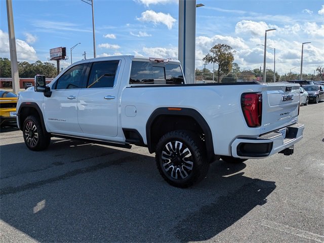 Used 2024 GMC Sierra 2500 Denali Ultimate image 3