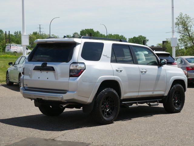 Used 2020 Toyota 4Runner TRD Off-Road Premium w/ Moonroof Package AWD/4WD image 4