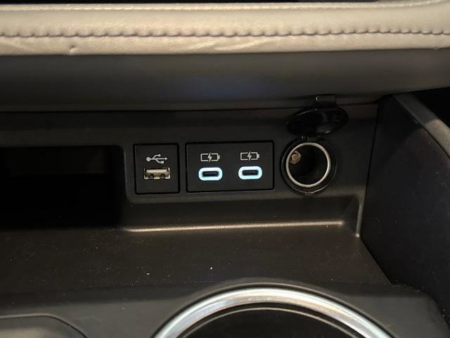 Used 2023 Toyota Highlander L image 28