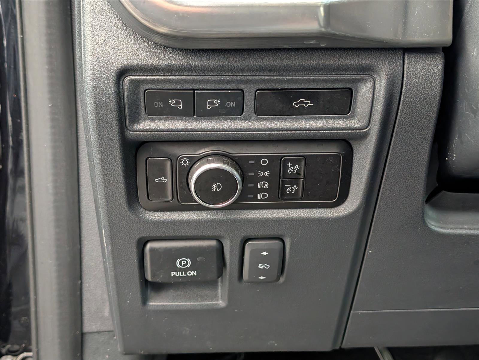 Certified 2023 Ford F150 Lariat w/ Equipment Group 502A High image 21