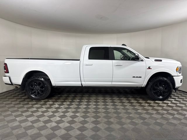 Used 2022 RAM 3500 Laramie AWD/4WD image 2