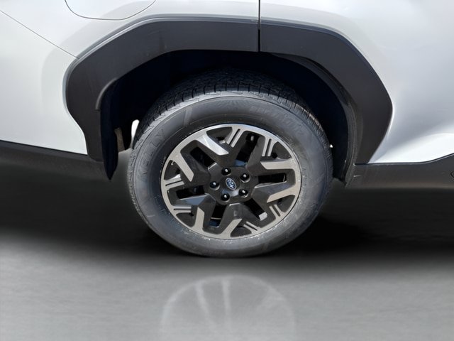 Used 2025 Subaru Forester AWD/4WD image 20