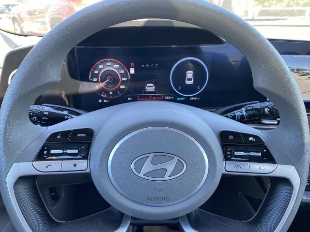 Used 2024 Hyundai Elantra SEL FWD image 26
