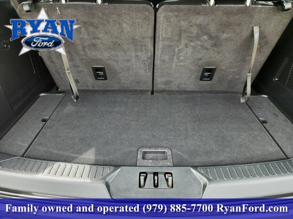 Certified 2022 Ford Explorer XLT w/ Equipment Group 202A RWD image 23
