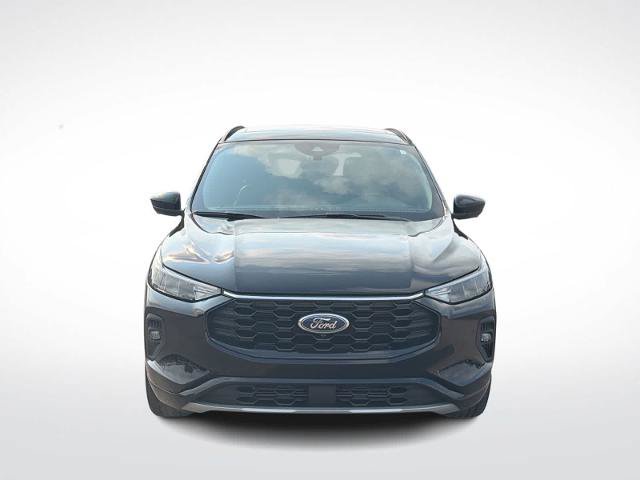 Certified 2024 Ford Escape ST-Line Select w/ Tech Pack #2 AWD/4WD image 3