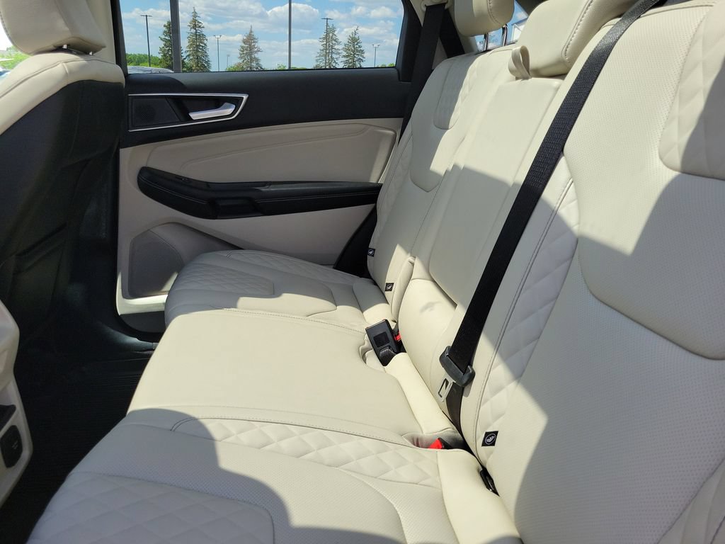 Certified 2024 Ford Edge Titanium w/ Equipment Group 301A AWD/4WD image 12