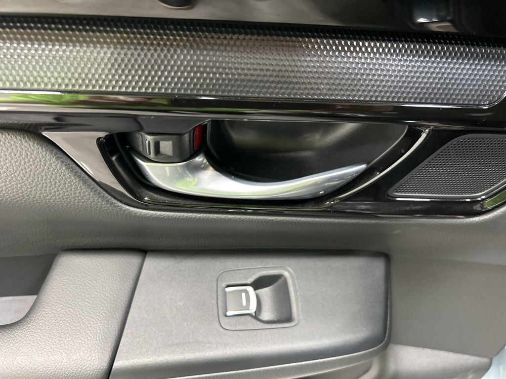 Used 2023 Honda CR-V Sport Touring image 27