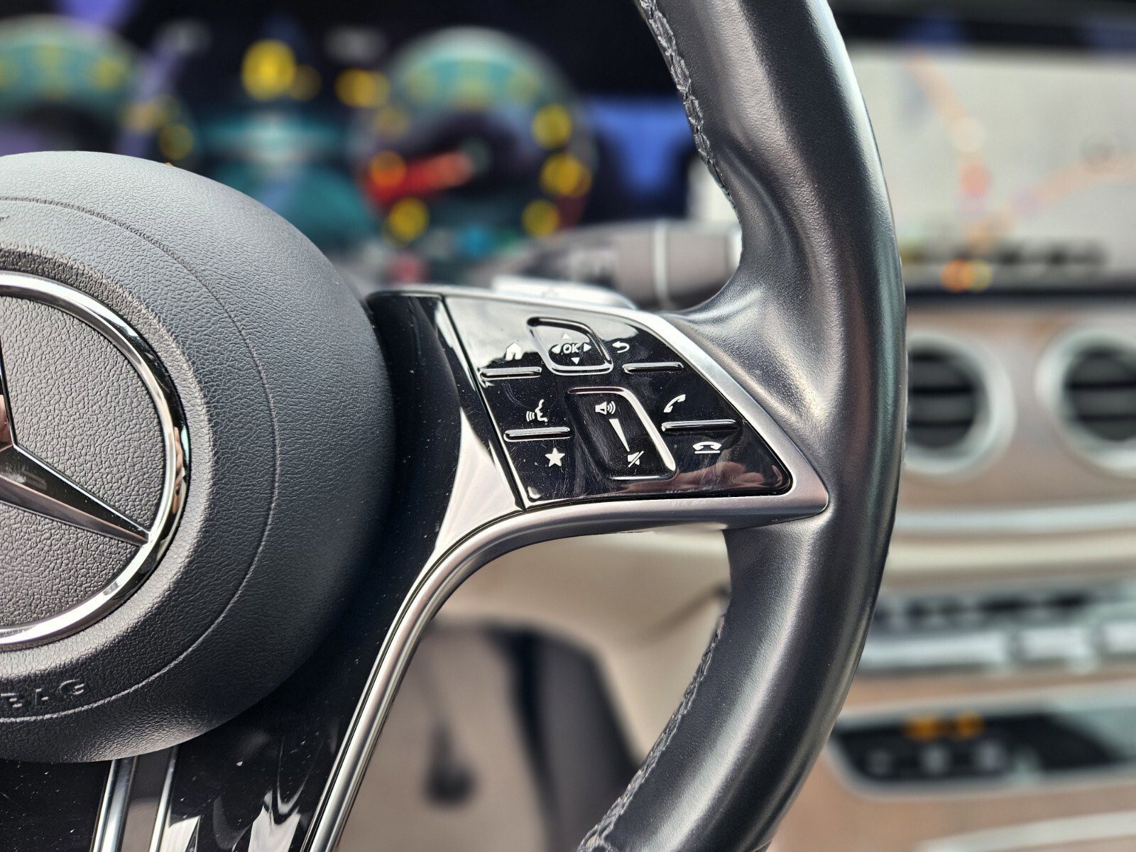 Used 2023 Mercedes-Benz E 450 4MATIC Sedan image 29