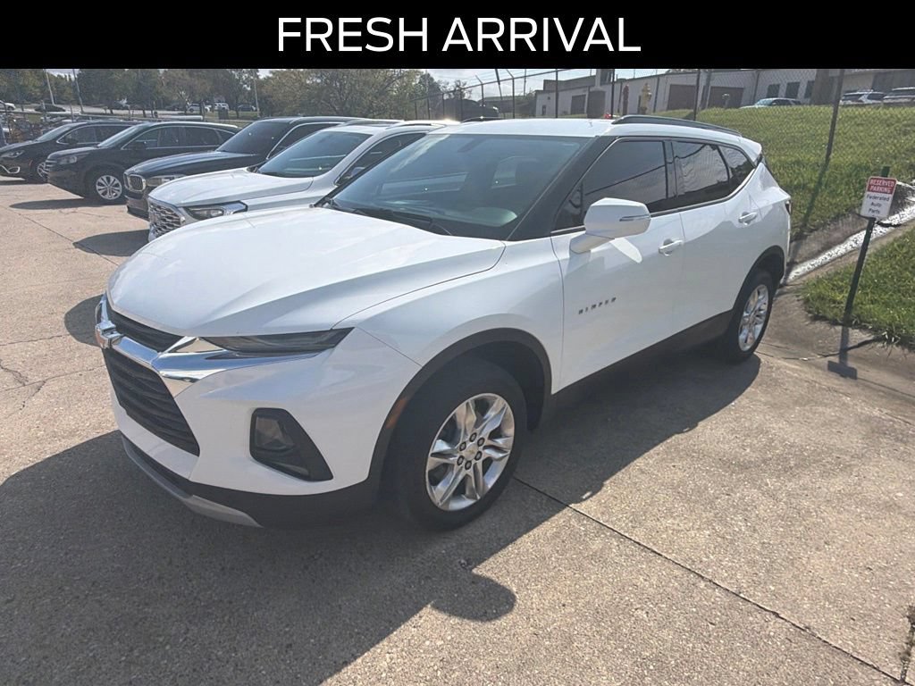 Used 2019 Chevrolet Blazer LT FWD image 2