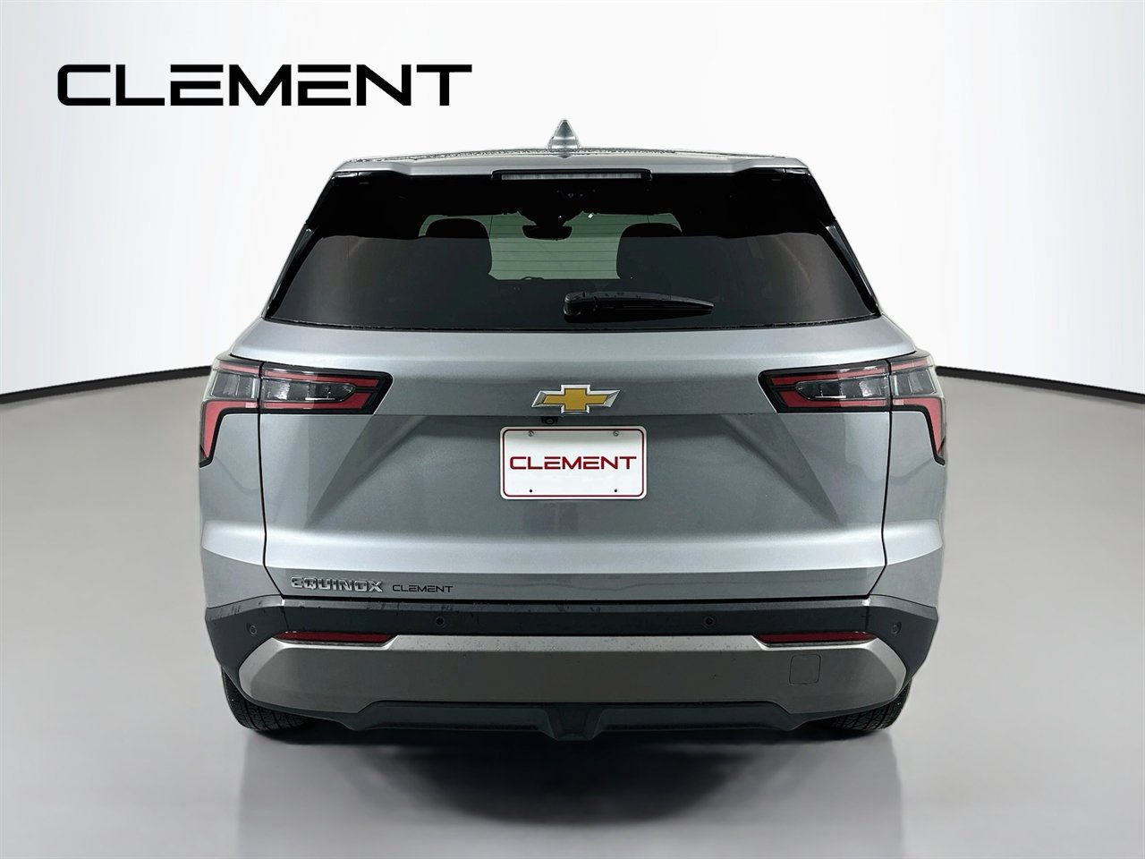 Used 2025 Chevrolet Equinox LT w/ Safety and Technology Package FWD image 8