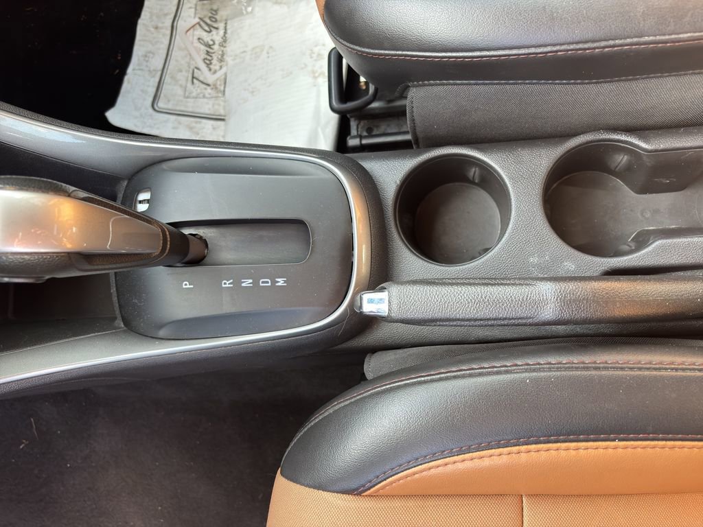 Used 2020 Chevrolet Trax LT w/ LT Convenience Package image 13