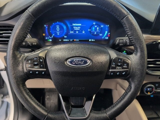 Certified 2020 Ford Escape Titanium image 19