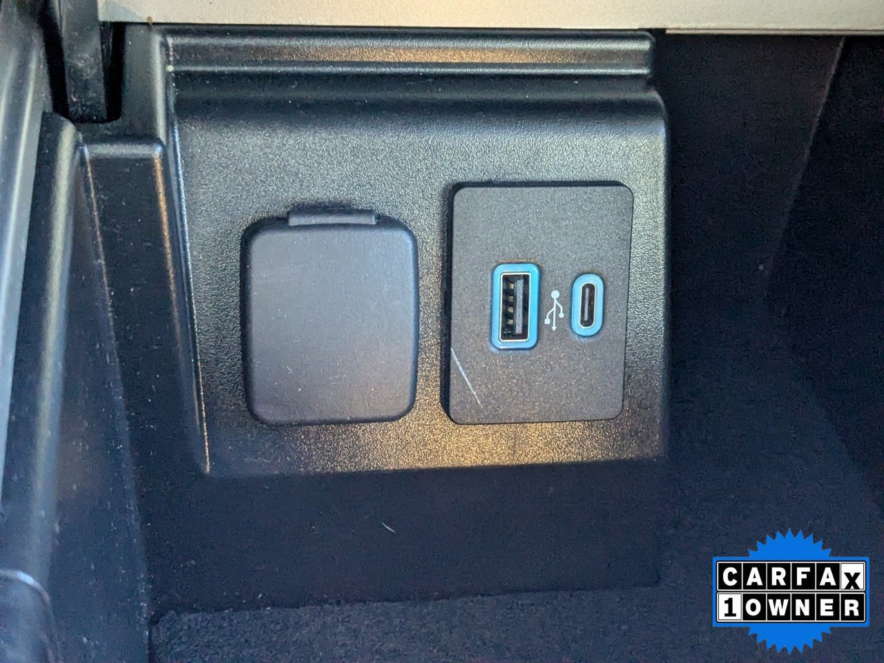 Certified 2022 Ford Explorer ST w/ Equipment Group 401A image 30