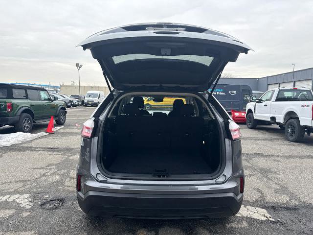 Certified 2022 Ford Edge SE image 10