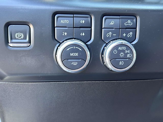 Used 2025 GMC Sierra 2500 Denali Ultimate w/ Max Trailering Package AWD/4WD image 22