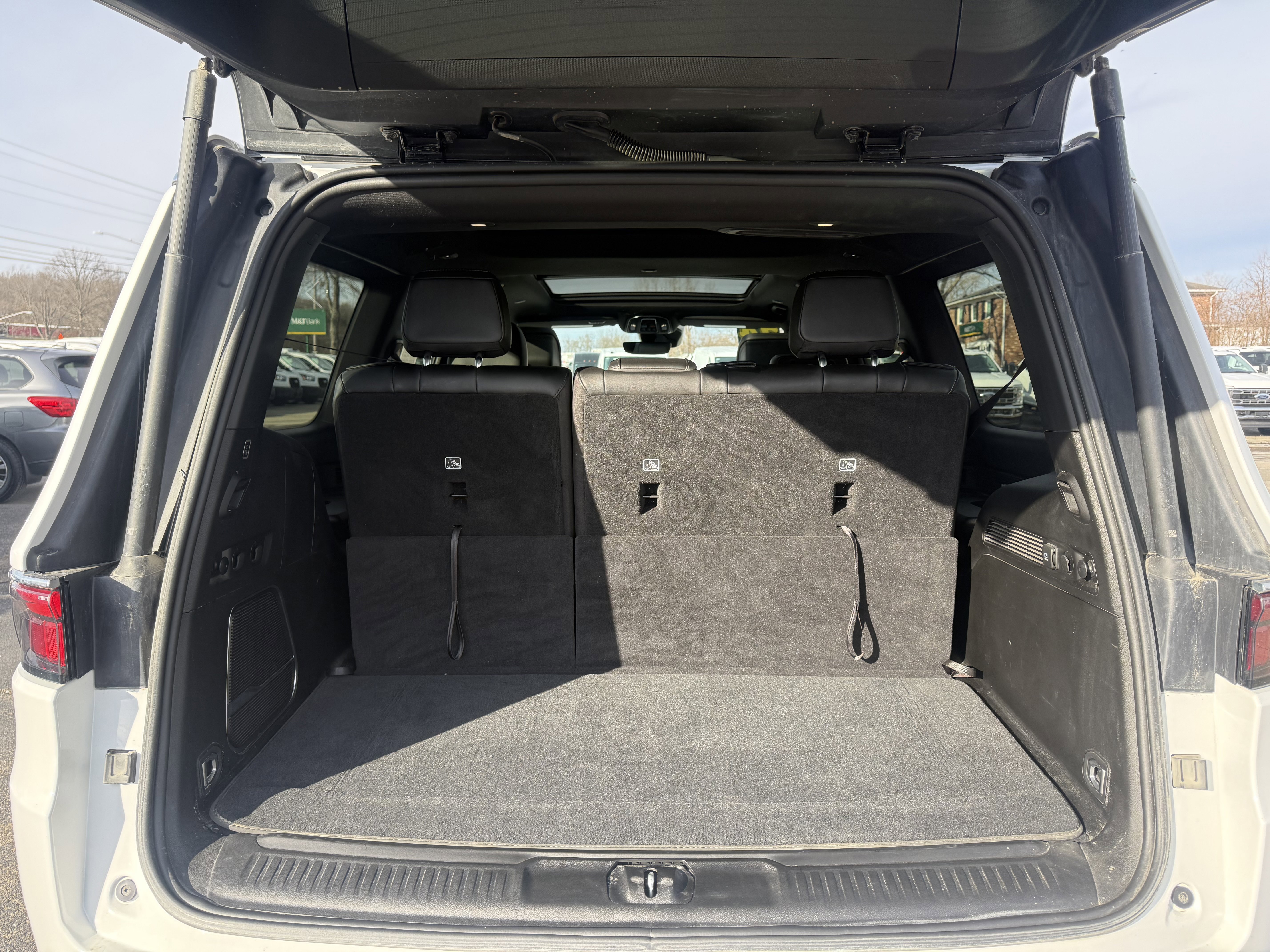 Used 2024 Jeep Wagoneer 4WD w/ Premium Group I image 10