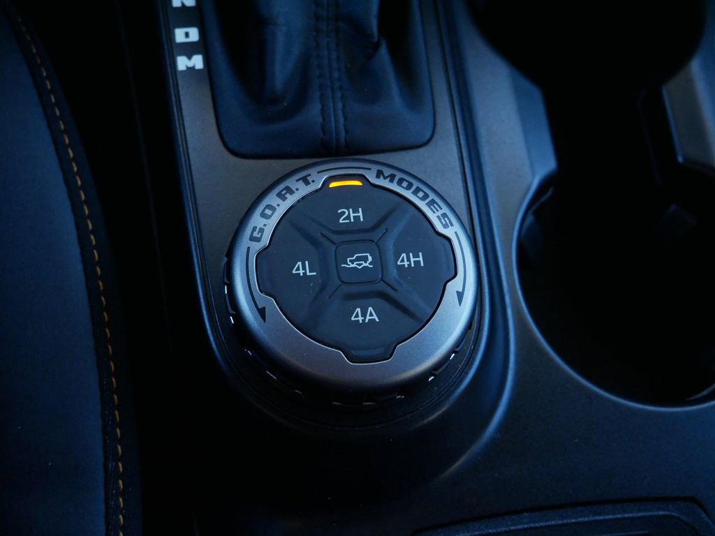 Certified 2022 Ford Bronco Badlands w/ Sasquatch Package image 24