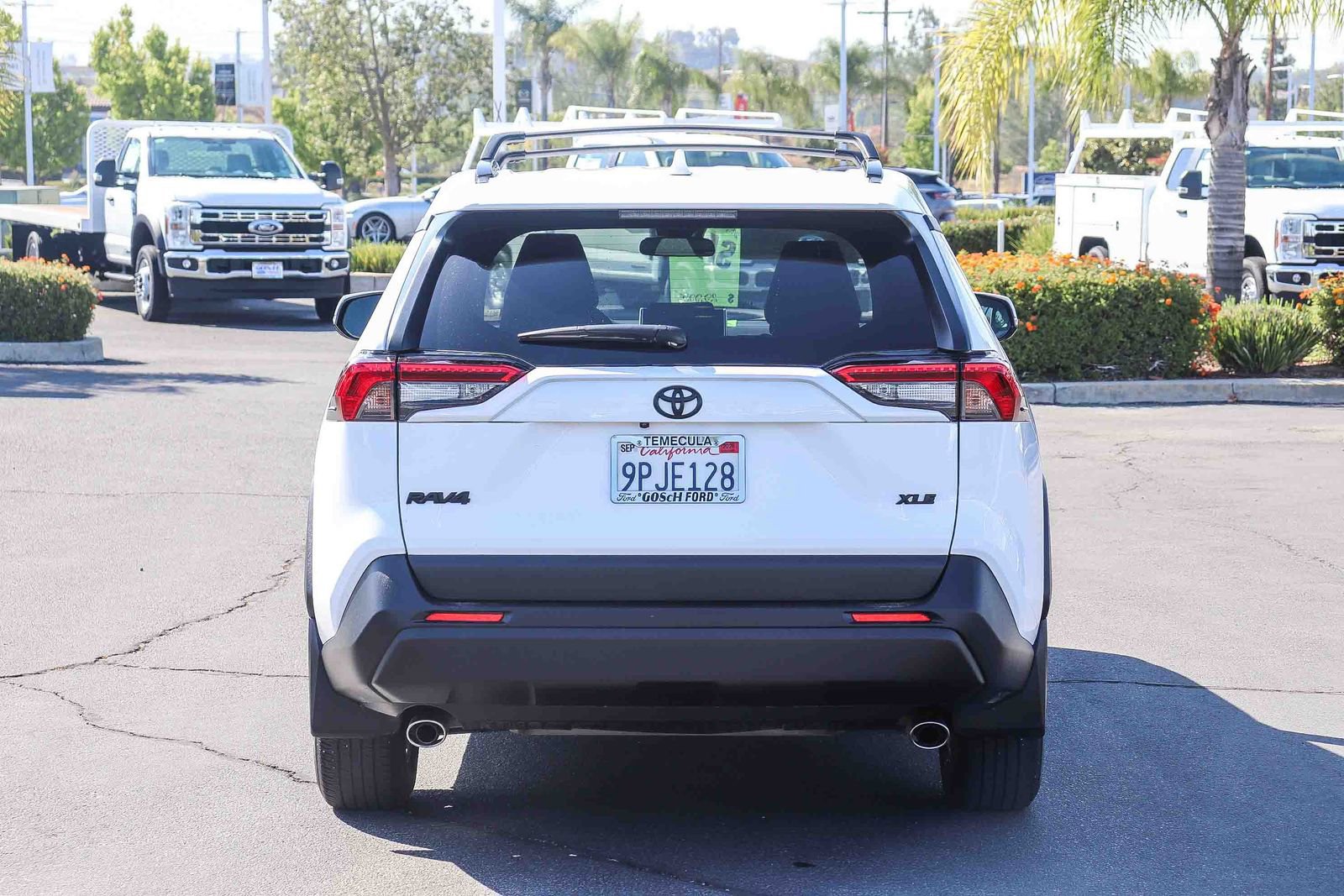 Used 2024 Toyota RAV4 XLE FWD image 5