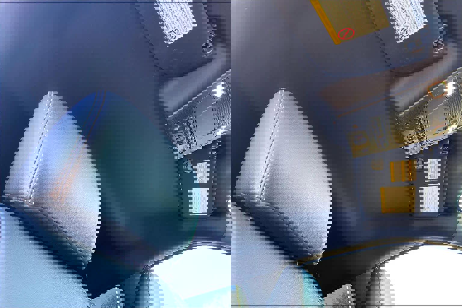 Certified 2022 Ford F350 Lariat w/ Tremor Off-Road Package image 13