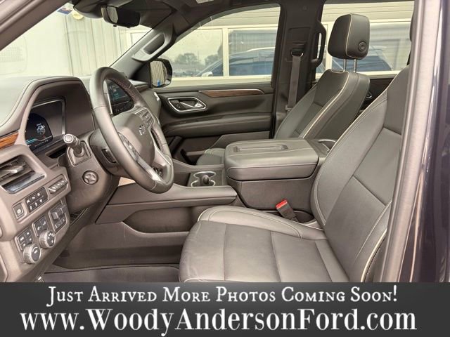 Used 2024 Chevrolet Tahoe Premier w/ Premium Package image 10