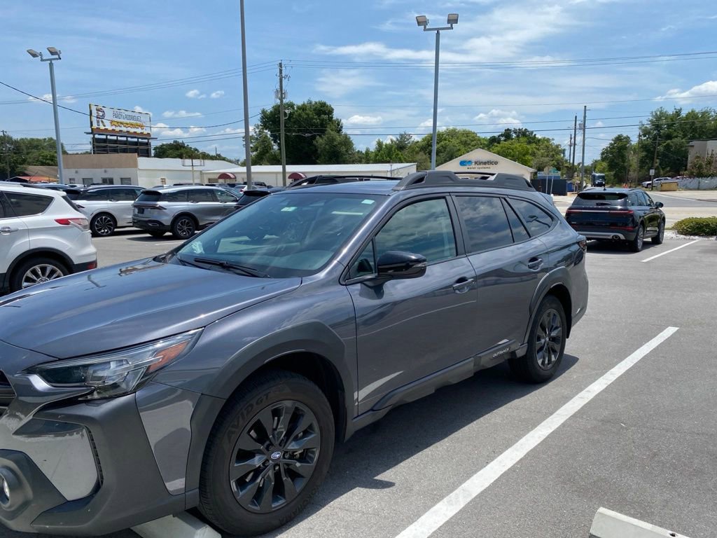 Used 2024 Subaru Outback Onyx Edition w/ Popular Package #2 AWD/4WD image 2