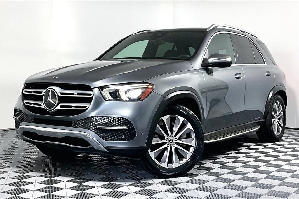 Used 2022 Mercedes-Benz GLE 350 w/ Premium Package image 2