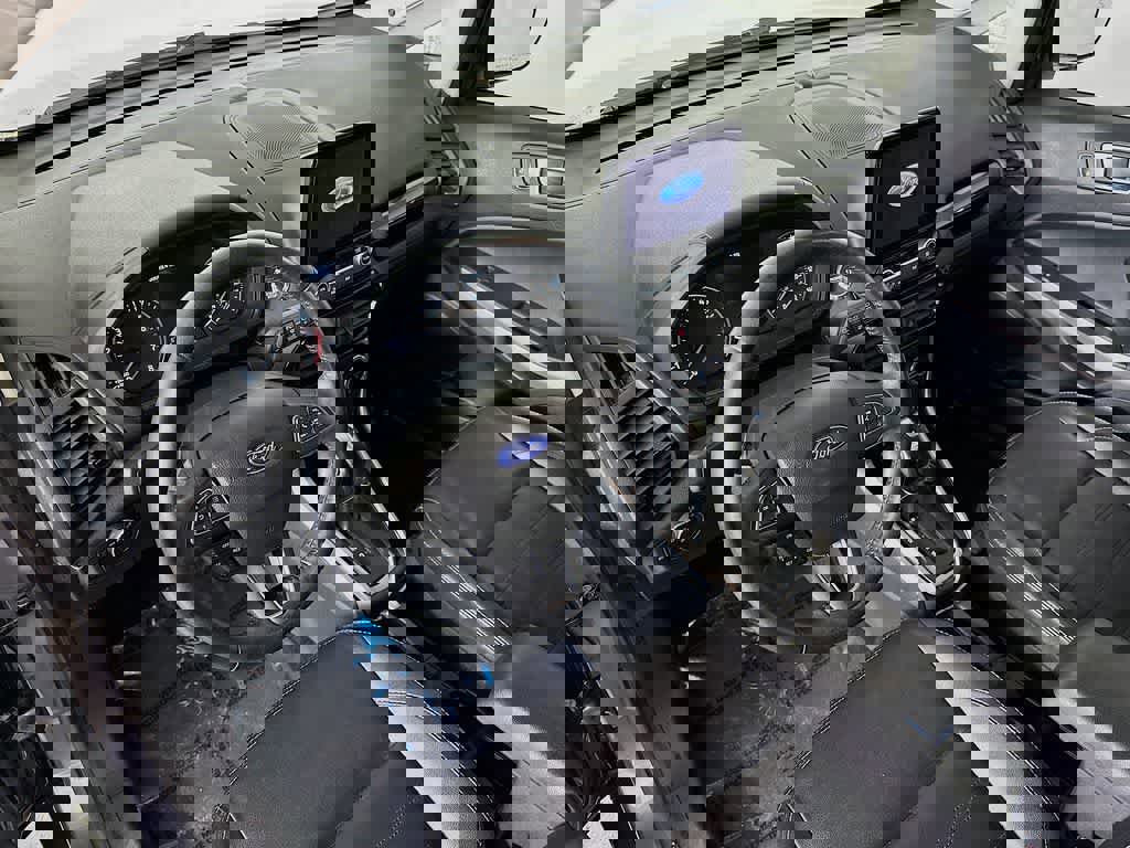 Certified 2021 Ford EcoSport Titanium image 2