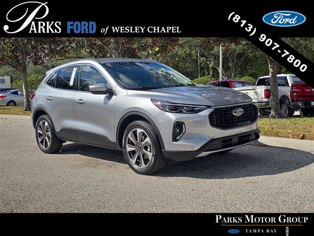 Certified 2023 Ford Escape Platinum w/ Class II Trailer Tow Package image 1