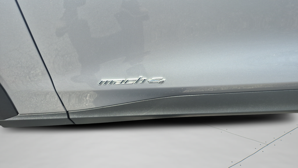 Certified 2021 Ford Mustang Mach-E Select AWD/4WD image 33