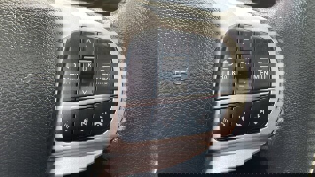 Certified 2022 Ford Explorer XLT w/ Equipment Group 202A image 16