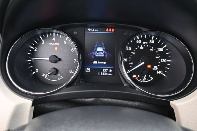 Used 2020 Nissan Rogue Sport SV w/ Technology Package FWD image 19