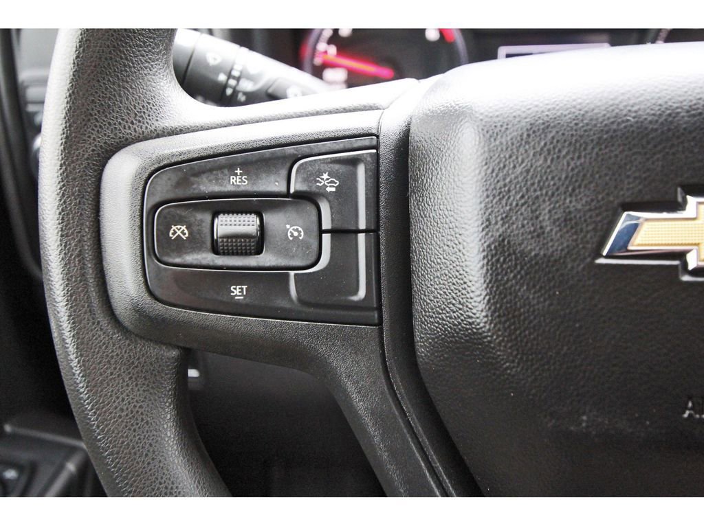 Used 2024 Chevrolet Silverado 1500 Custom image 16