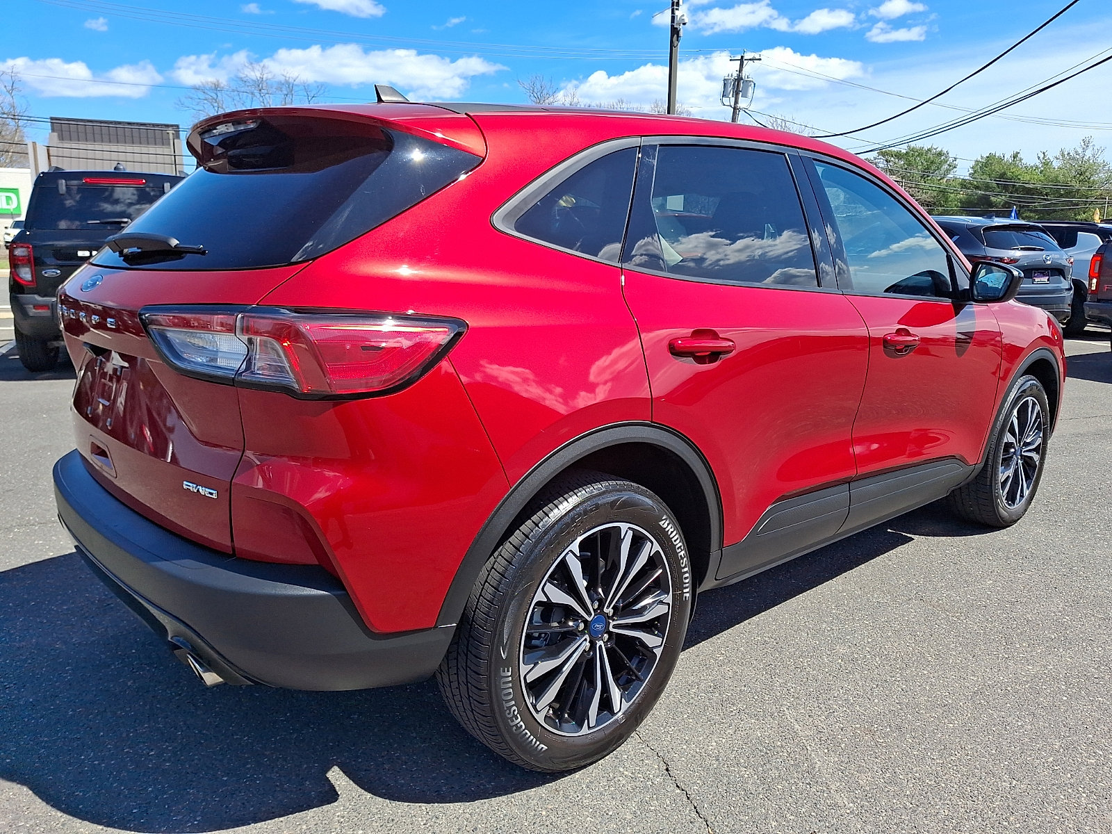 Certified 2022 Ford Escape SE w/ SE Sport Appearance Package image 11