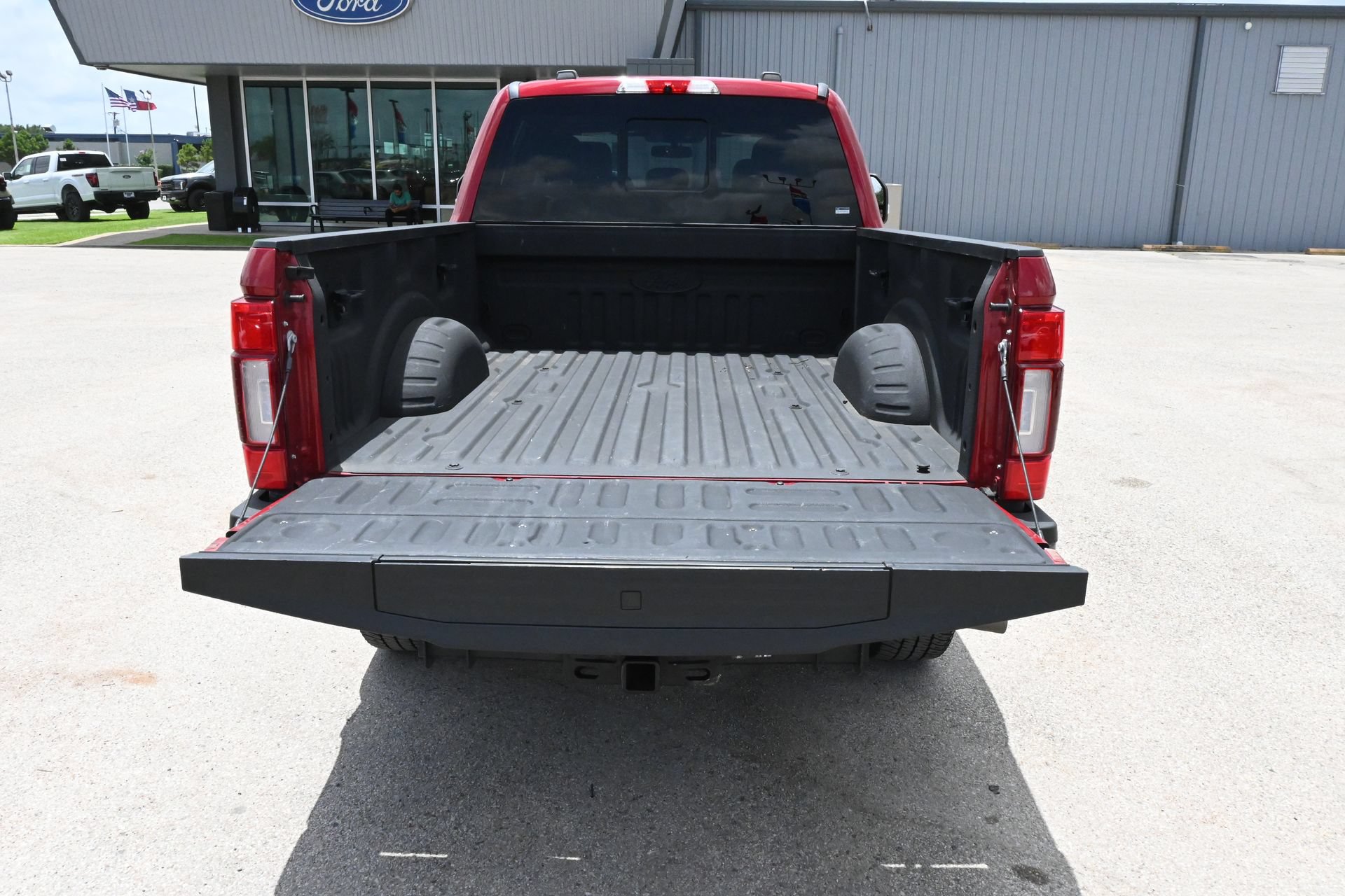 Certified 2021 Ford F250 King Ranch w/ King Ranch Ultimate Package AWD/4WD image 18