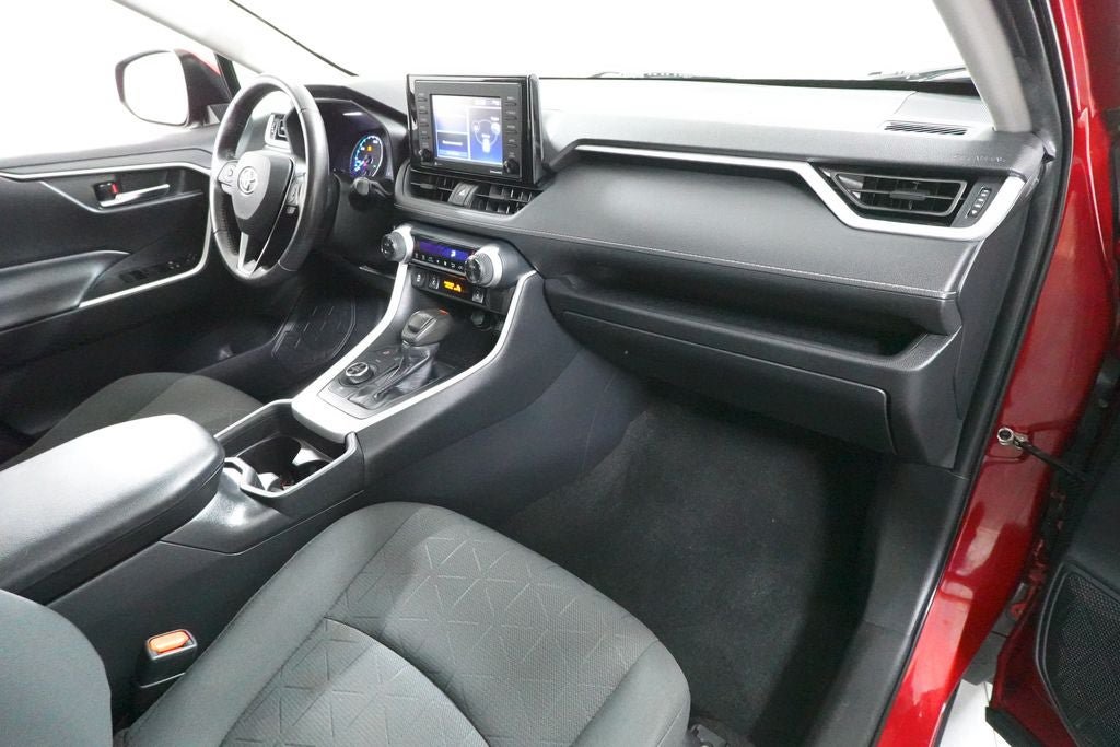 Used 2021 Toyota RAV4 XLE w/ Convenience Package AWD/4WD image 34