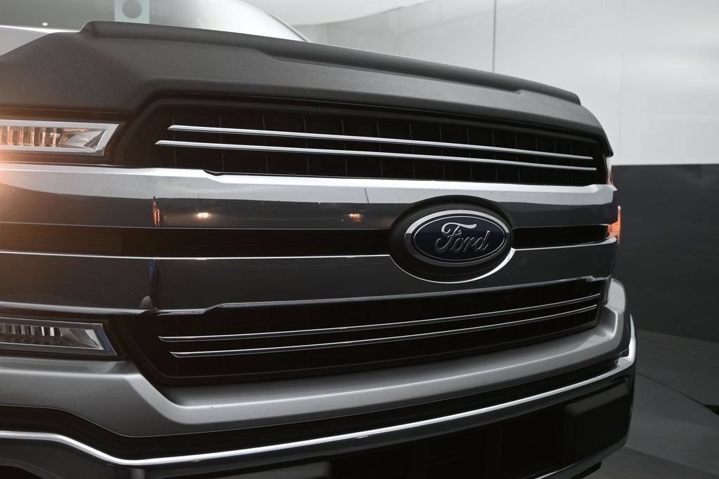 Certified 2020 Ford F150 Lariat w/ Equipment Group 501A Mid RWD image 6