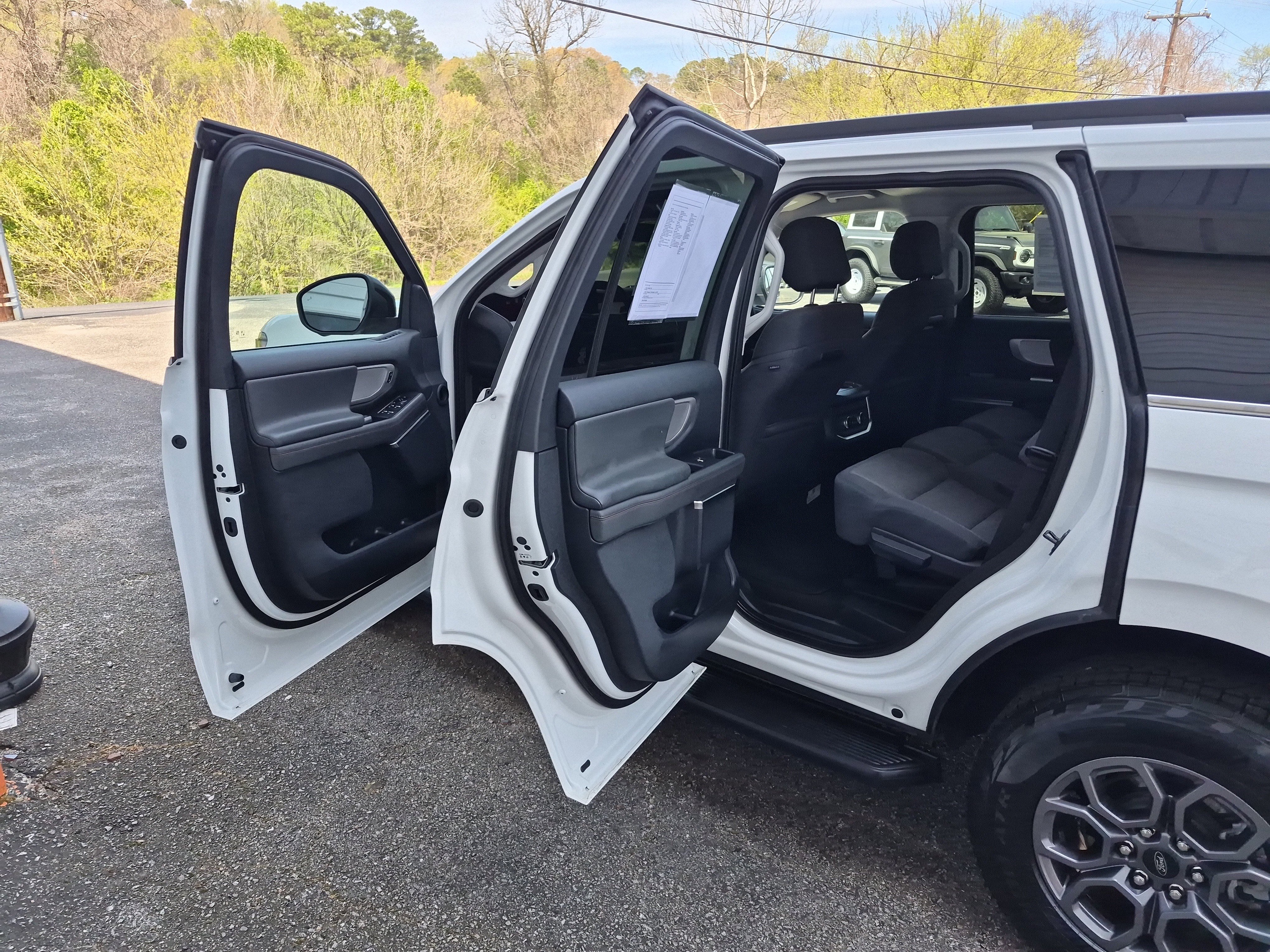 Certified 2025 Ford Expedition Active image 13