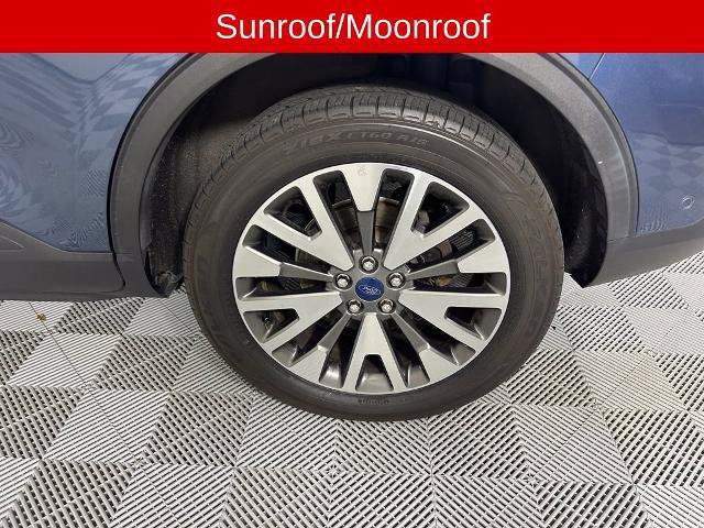 Certified 2020 Ford Escape Titanium w/ Titanium Premium Package 2.0 AWD/4WD image 20