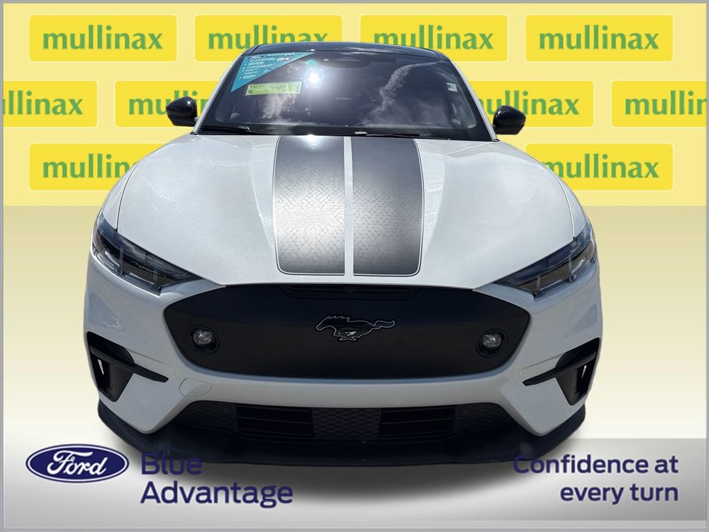 Certified 2025 Ford Mustang Mach-E GT image 11
