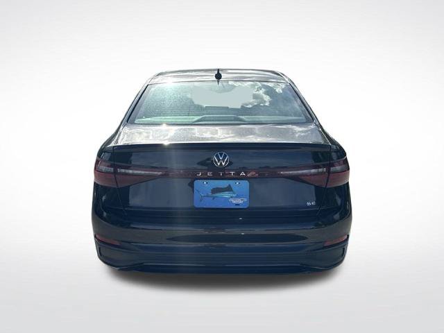 Used 2025 Volkswagen Jetta SE FWD image 7