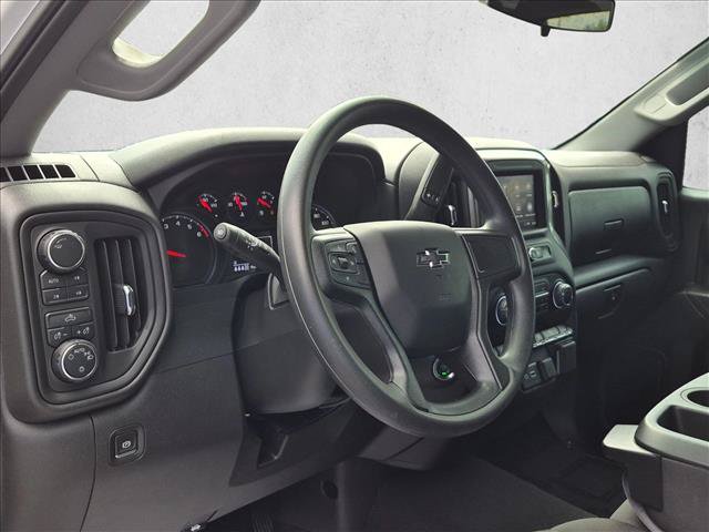 Used 2025 Chevrolet Silverado 1500 Custom Trail Boss AWD/4WD image 9