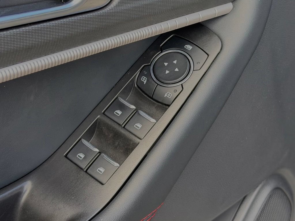Certified 2025 Ford Explorer ST-Line AWD/4WD image 15