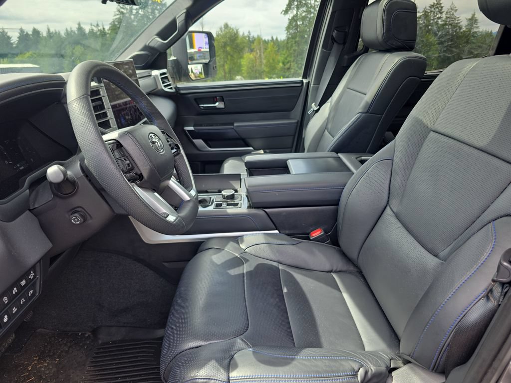 Used 2025 Toyota Tundra Platinum AWD/4WD image 5