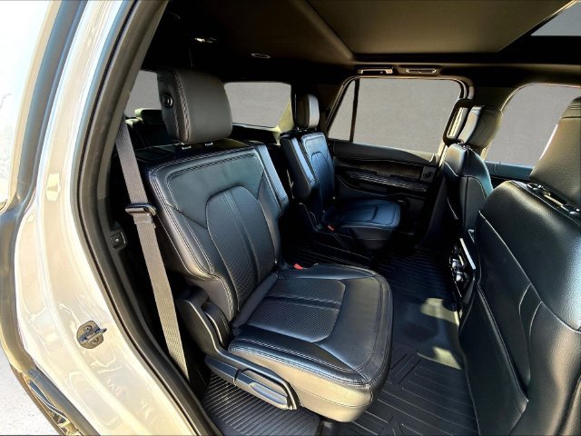 Certified 2019 Ford Expedition Limited w/ Special Edition Package AWD/4WD image 29