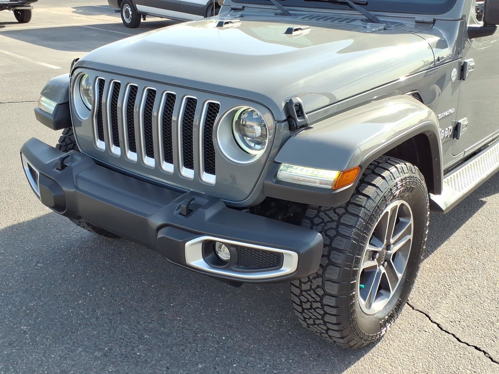 Used 2023 Jeep Wrangler Unlimited Sahara w/ LED Lighting Group AWD/4WD image 8