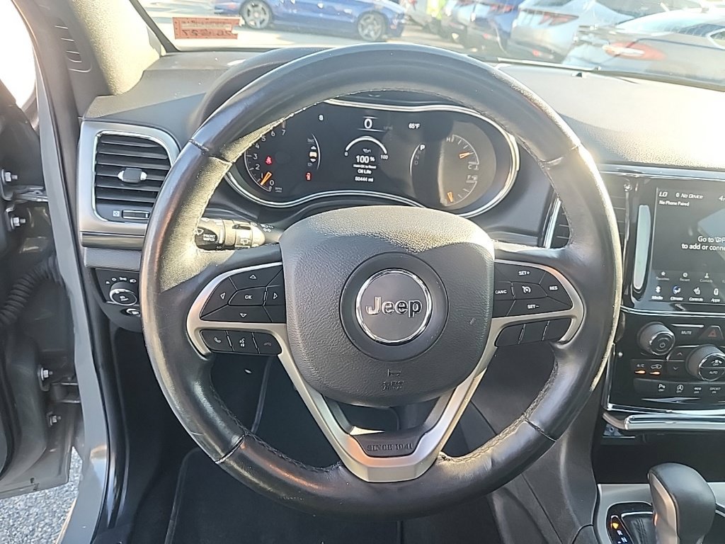 Used 2019 Jeep Grand Cherokee Altitude AWD/4WD image 12