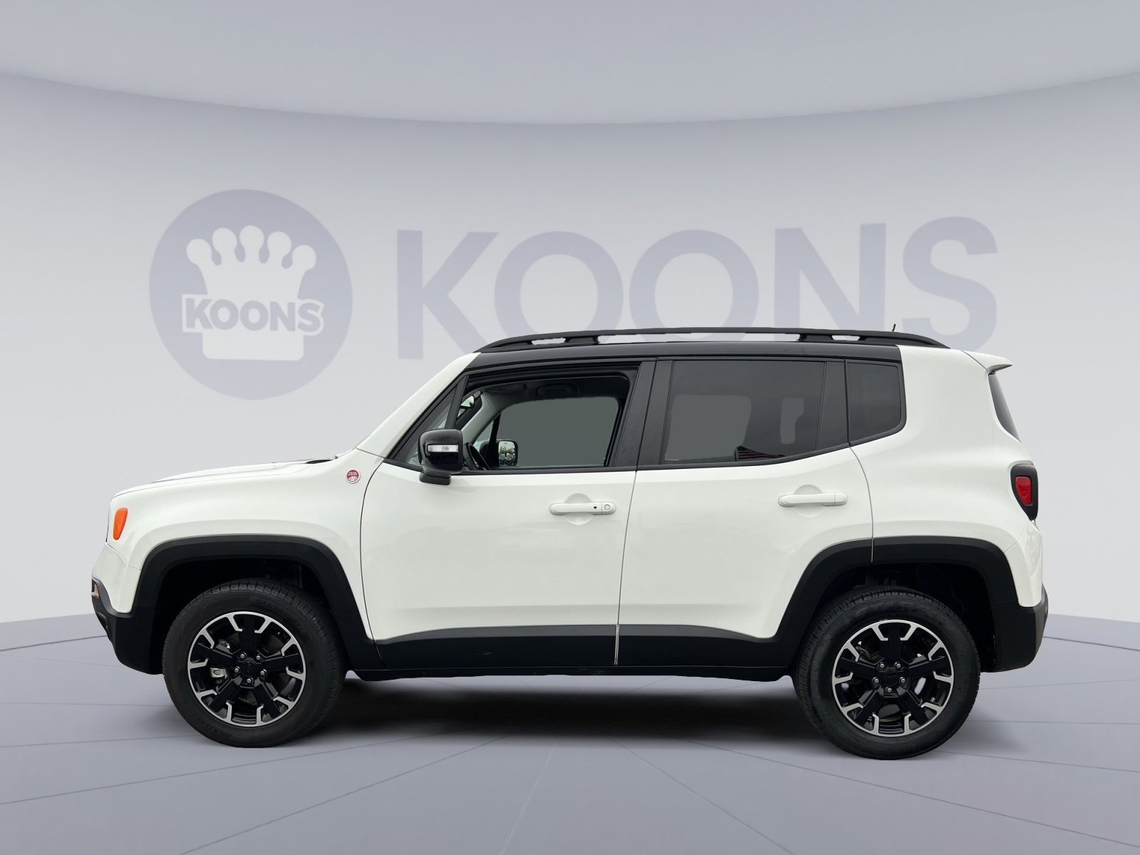 Used 2023 Jeep Renegade Trailhawk AWD/4WD image 13