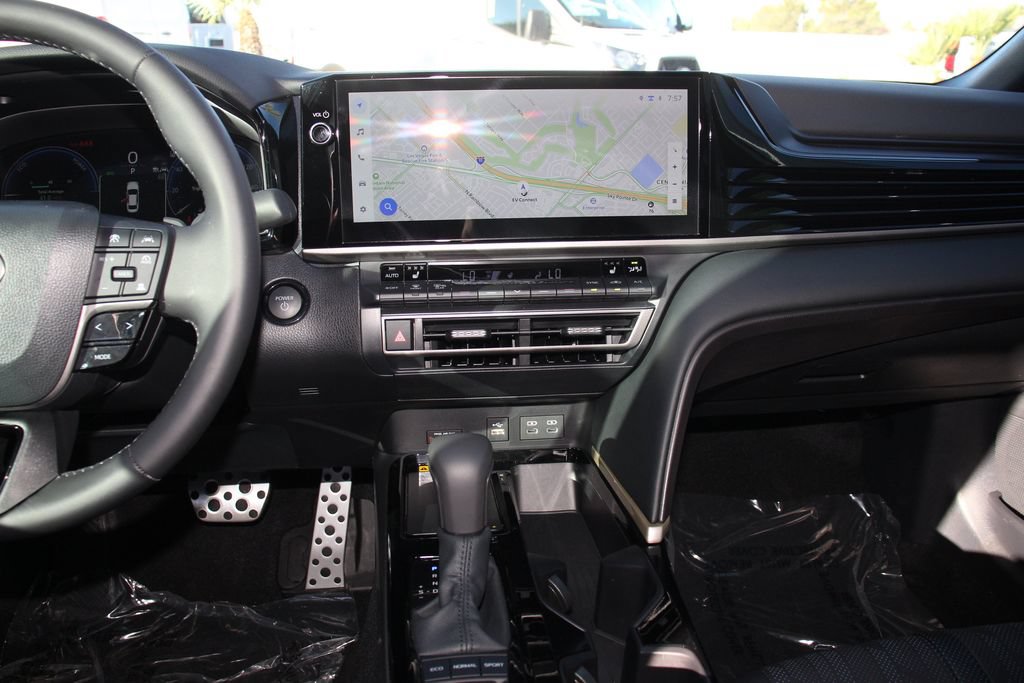 Used 2026 Toyota Camry XSE FWD image 18