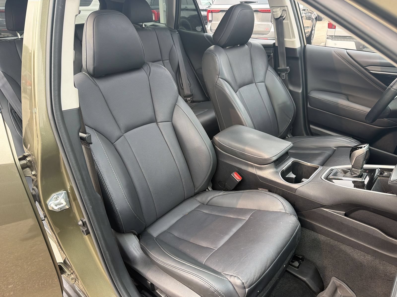 Used 2022 Subaru Outback Limited AWD/4WD image 25
