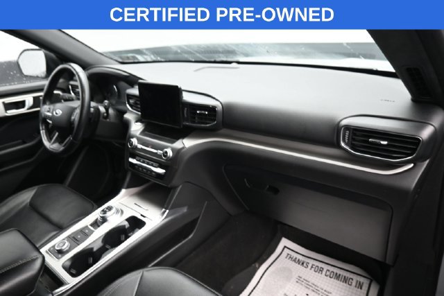 Certified 2020 Ford Explorer XLT w/ Equipment Group 202A AWD/4WD image 11